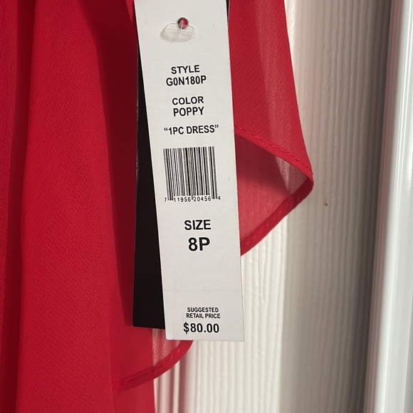 Red cocktail dress - Picture 6 of 6